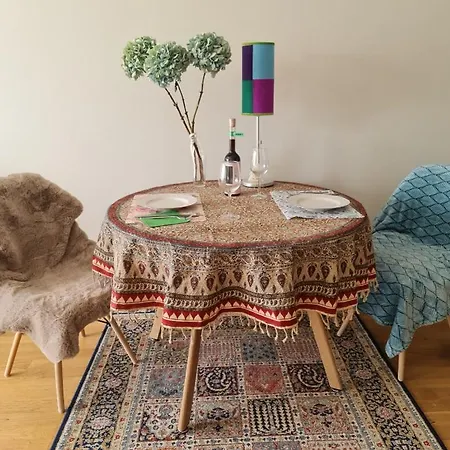 Cozy Retreat At The Heart Of 아파트 탈린