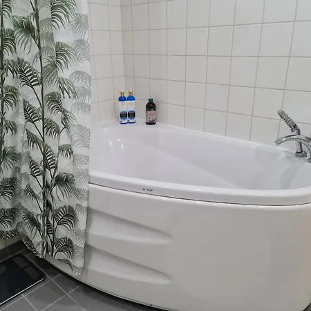 Cozy Retreat At The Heart Of 아파트 탈린